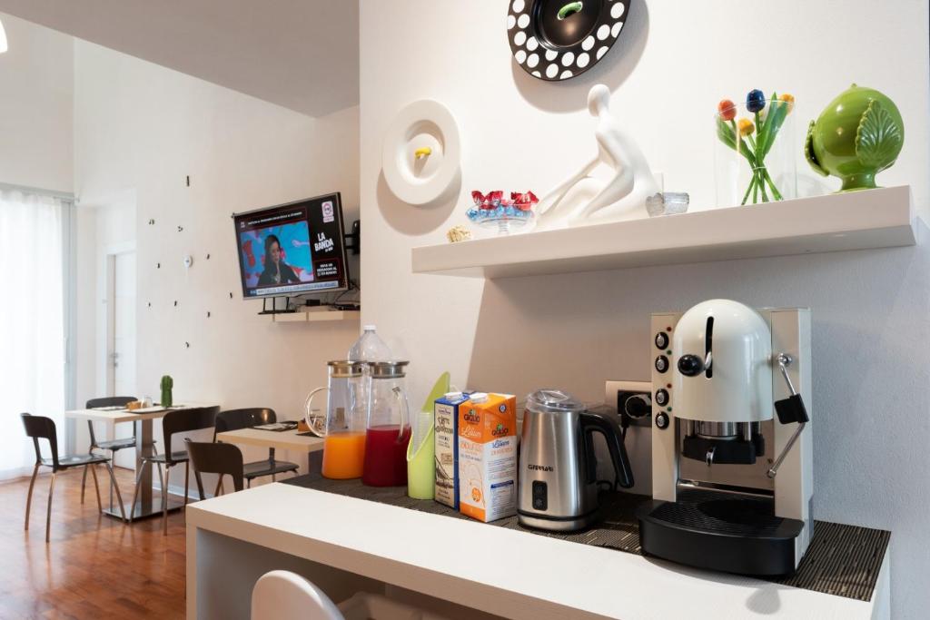 B&B White con Parcheggio Privato - 17