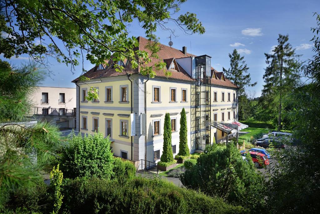 Budova, kde se hotel nachází