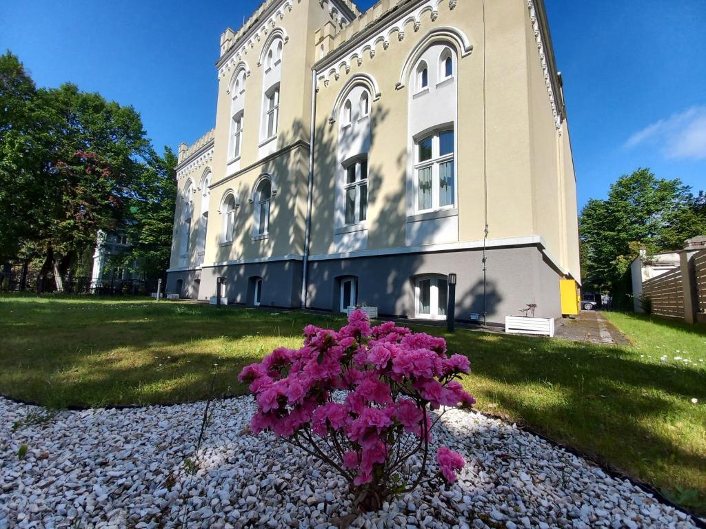 Taman di luar Rezydencja Myśliwska - Apartamenty Biznes
