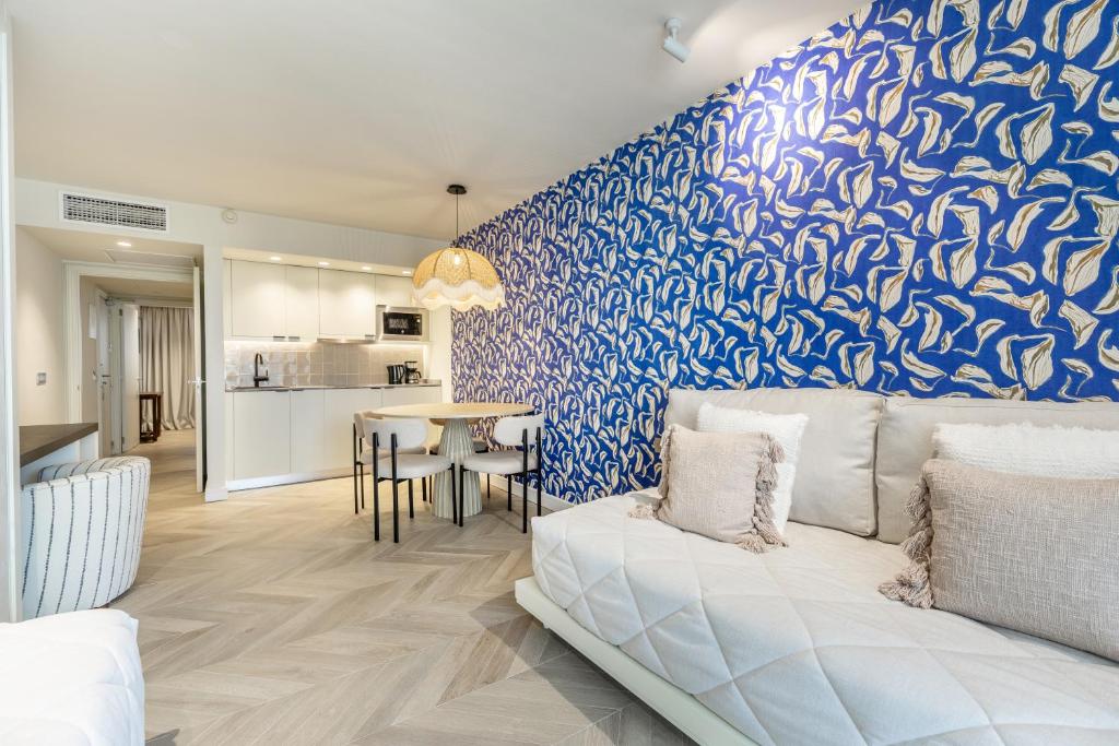 Kuchyňa alebo kuchynka v ubytovaní Hoposa Pollensamar Apartamentos