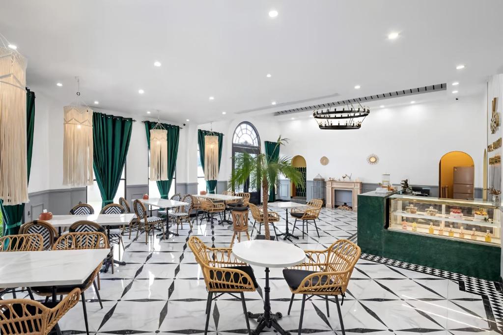 Posezení v ubytování Yangshuo KIRA Hotel - Moroccan Style