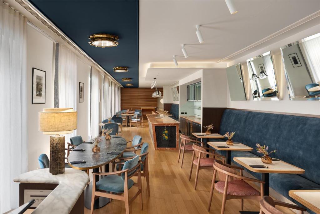 Posezení v ubytování Radisson Blu Das Triest Hotel, Vienna