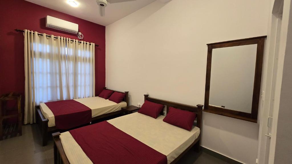 Ramiy Resort Batticaloa - Deluxe Triple Room