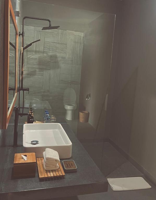 Tropical Almond Villa - 16