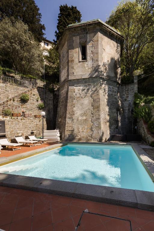 Bazén v ubytování FH55 Hotel Villa Fiesole nebo v jeho okolí