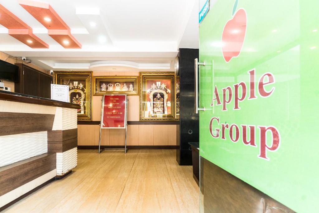 Kuchyň nebo kuchyňský kout v ubytování Apples Balaji Inn