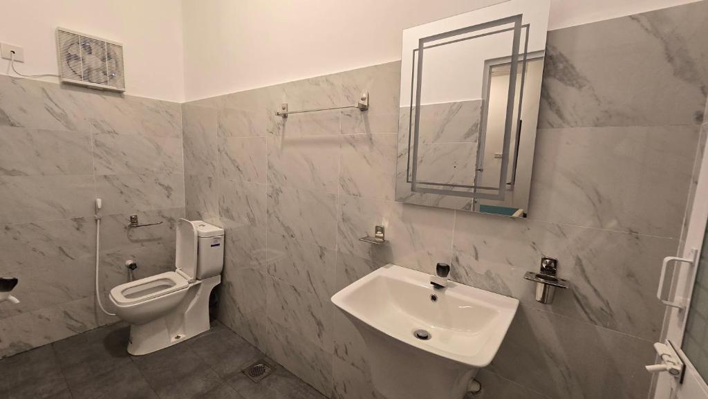 Ramiy Resort Batticaloa - Deluxe Double Room
