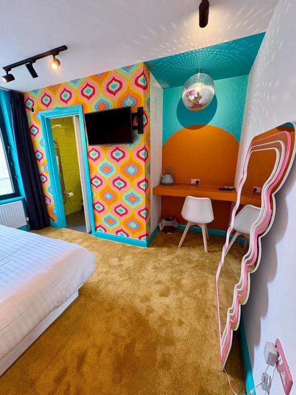 
Deluxe Double Room with Shower
