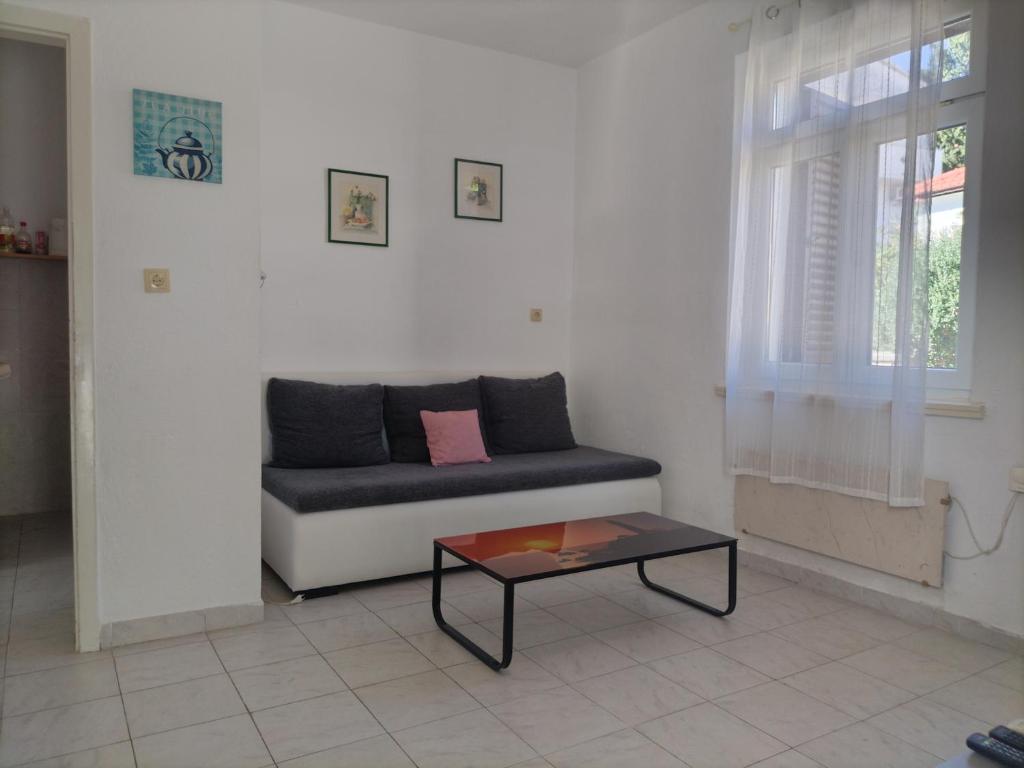 Posezení v ubytování Downtown Seafront apartment