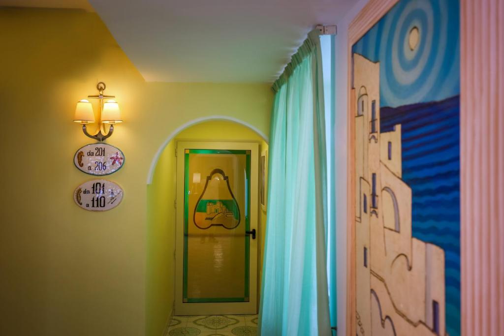 Galería fotográfica de Hotel Rivamare en Ischia