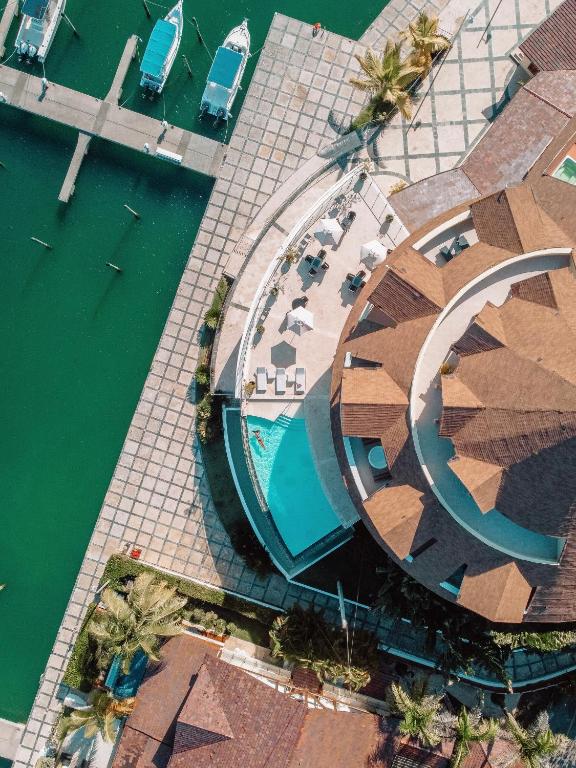 Bazén v ubytování The Bannister Hotel & Yacht Club by Mint nebo v jeho okolí