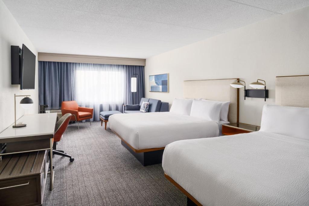 Courtyard Chicago Midway Airport - Habitación King Con Dos Camas King