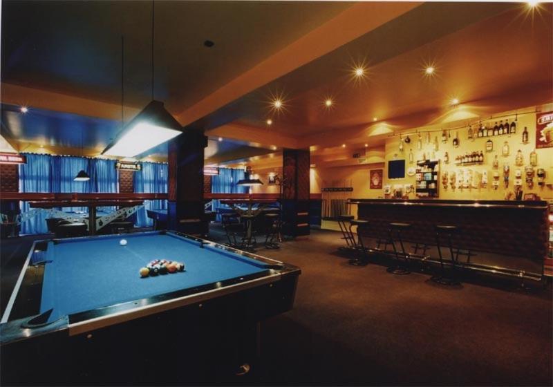 Biliár nebo kulečník v ubytování Hotel Uno
