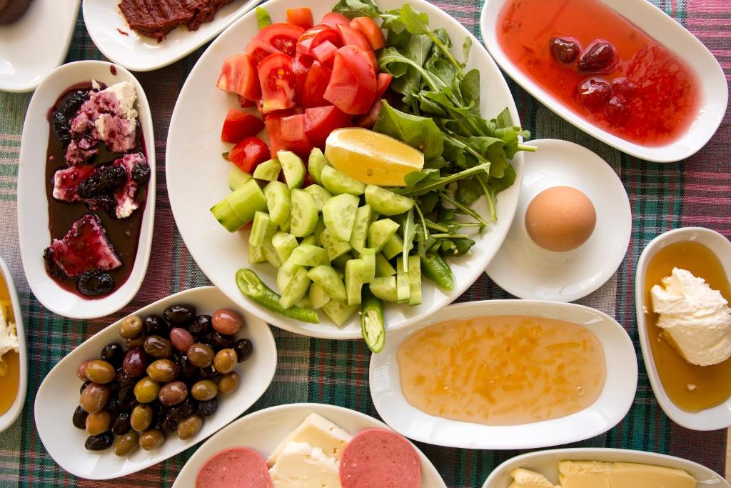 Comida no hotel ou em algum lugar perto