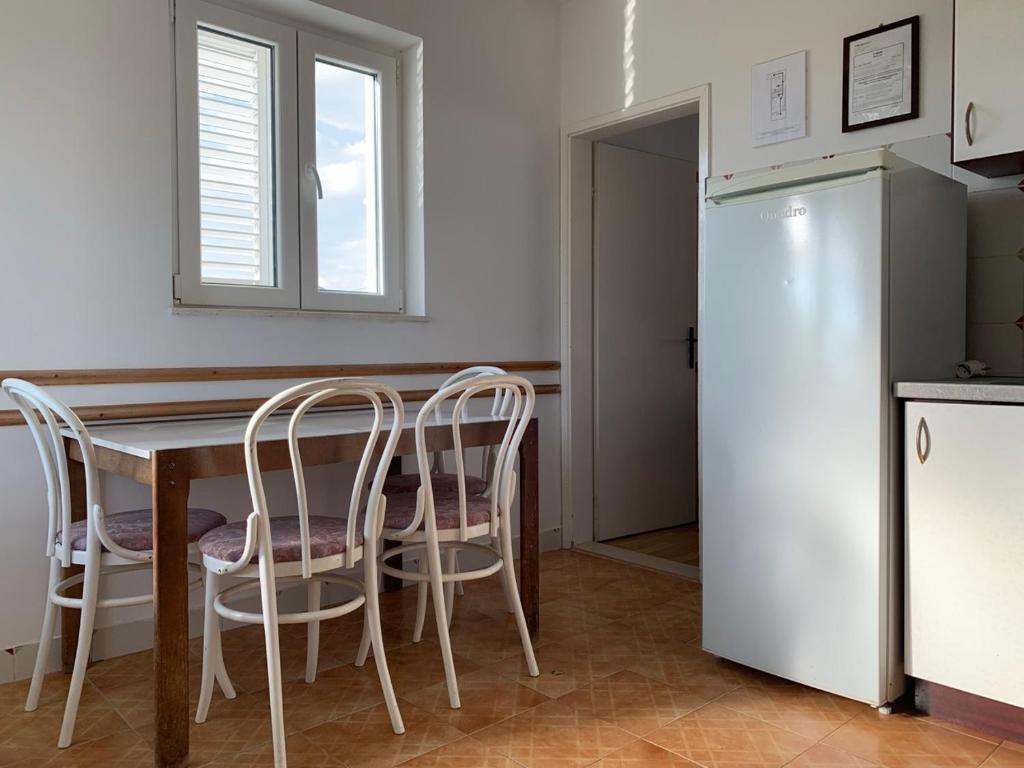 Kuchyňa alebo kuchynka v ubytovaní Marko Apartment