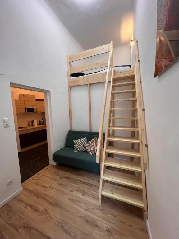 Stylish travellers delight near Prater