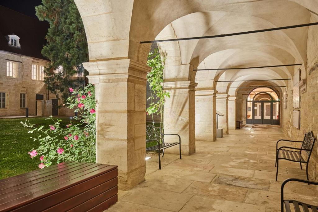 Appart'hôtel Odalys City - Dijon Centre Les Cordeliers - Resim 9