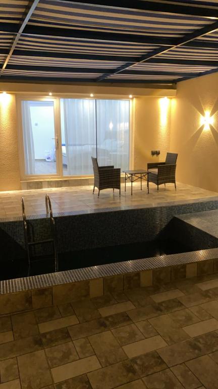 Foto sihtkohas Dawwah asuva majutusasutuse Rest House Wadi Bani Khalid galeriist