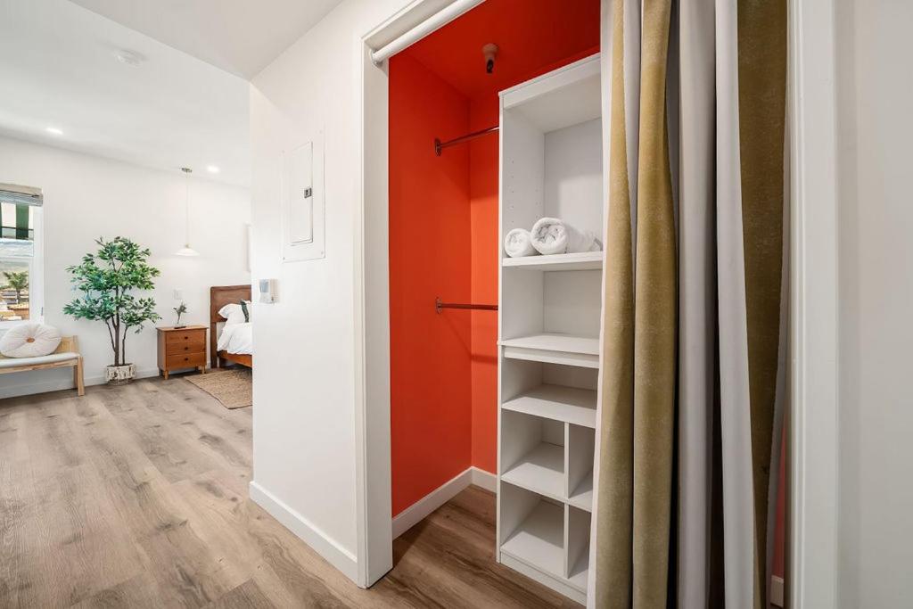 Postel nebo postele na pokoji v ubytování Pismo Beach Club