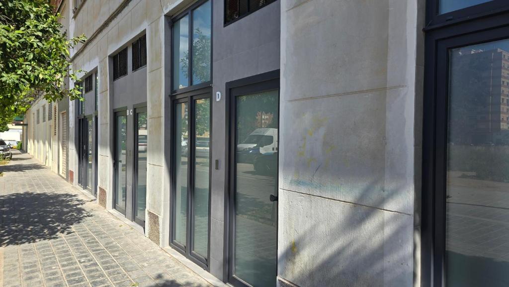 Arena Legacy Modern Suits - 19