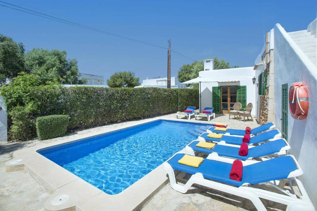 Bazén v ubytování Villa Monica by Villa Plus nebo v jeho okolí