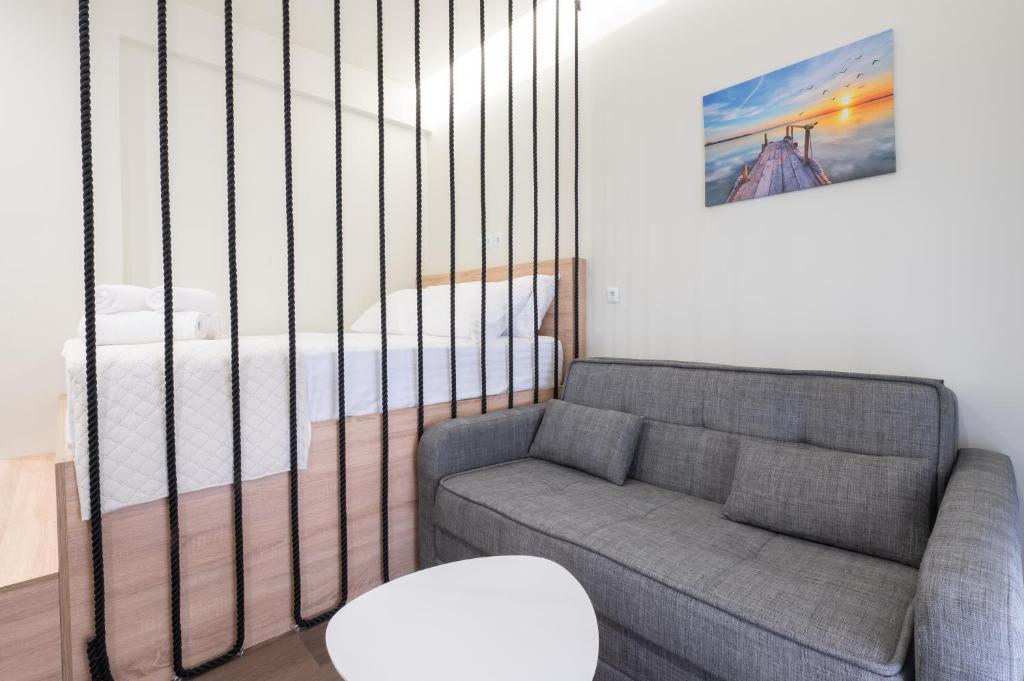 Modern Rooms Exarchia - 8