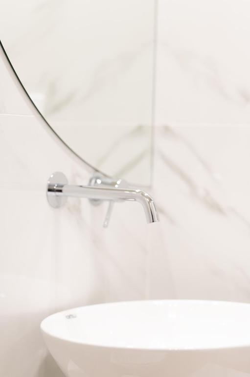 Modern Rooms Exarchia - 10