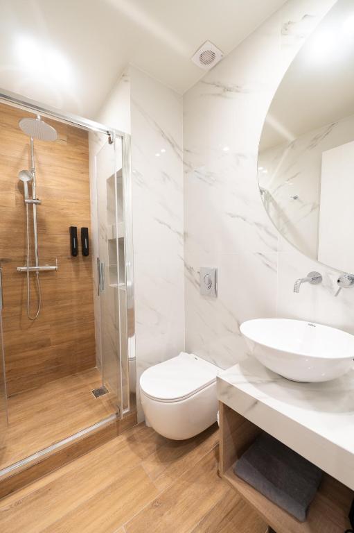 Modern Rooms Exarchia - 12