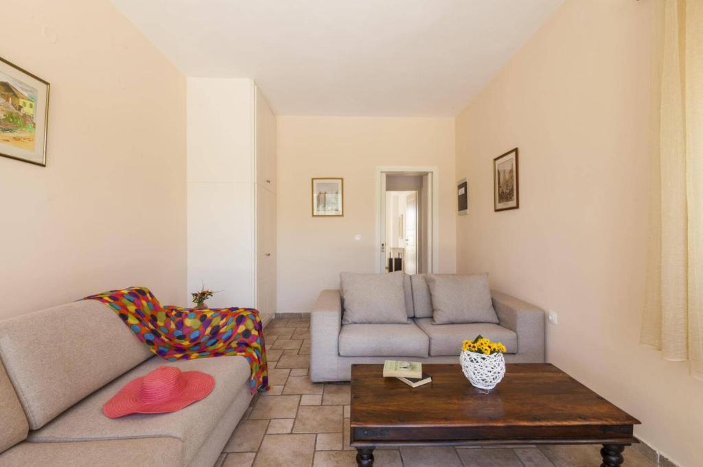 A seating area at Villa Petrosa by Villa Plus
