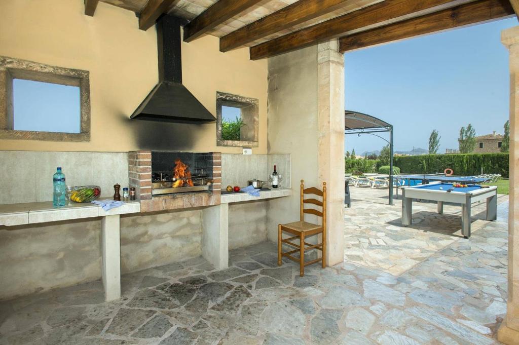 Bazén v ubytování Villa Illa Petita by Villa Plus nebo v jeho okolí