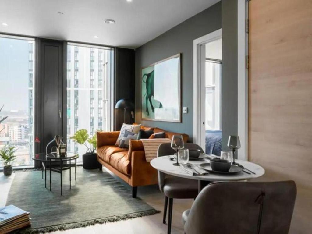 Posezení v ubytování Mercian Luxury Serviced Apartments- Birmingham City Centre - Better and bigger than a hotel!