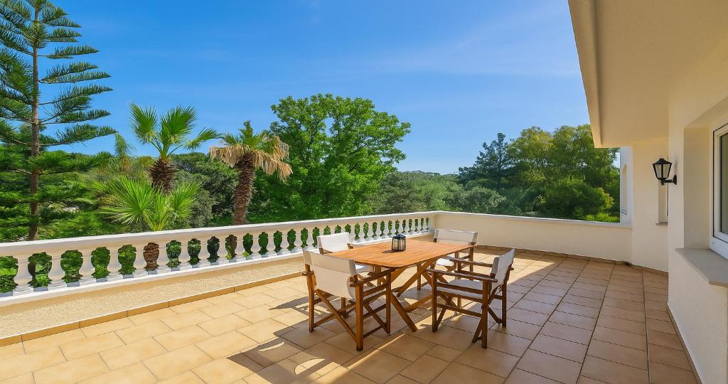 Balkón nebo terasa v ubytování Villa Small Paradise