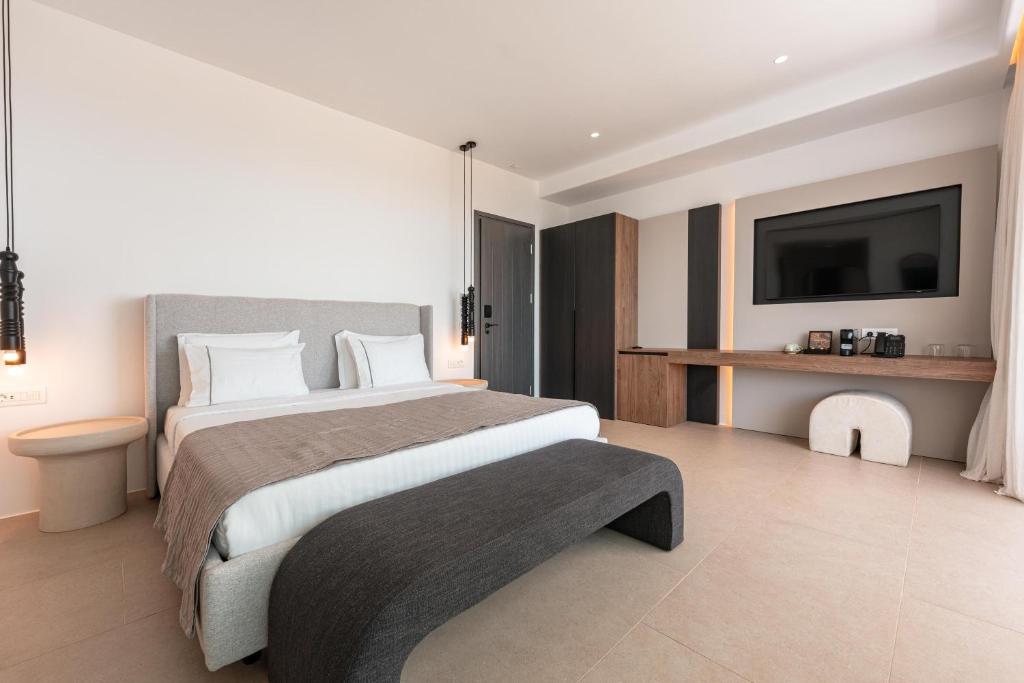 Muse οf Mykonos Luxury Suites - 3