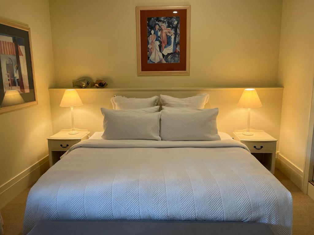 Westwood Country House Guest Suites - Resim 11