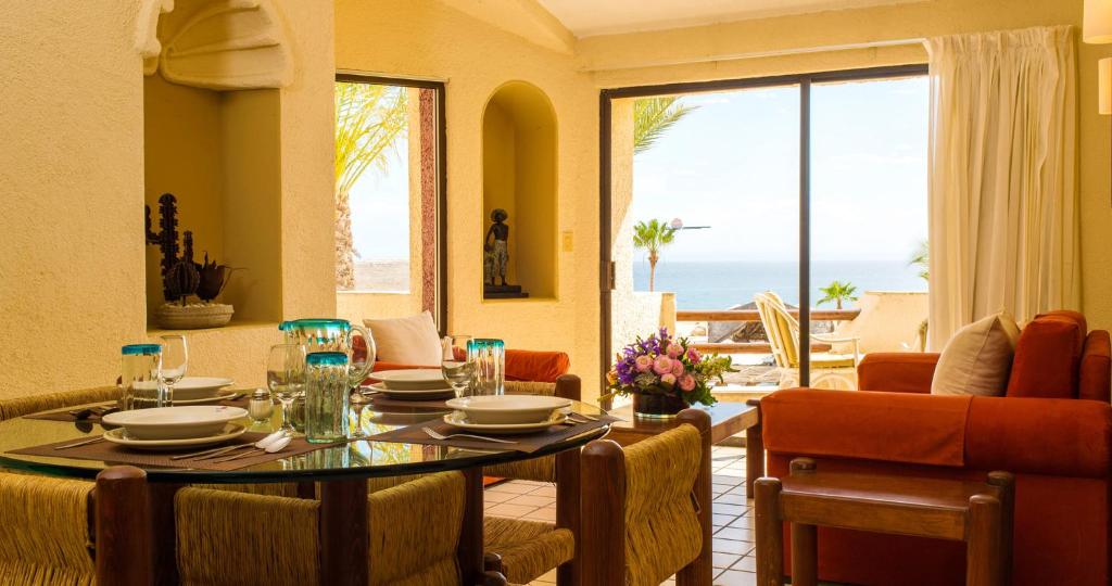 Гостиная зона в Solmar Resort