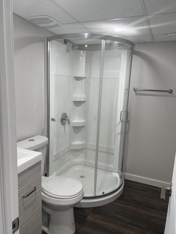 Koupelna v ubytování Guest suite in Transcona