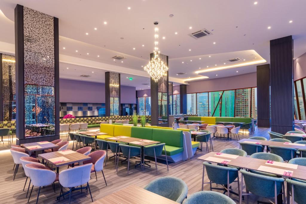 Queensland Hotel Bangkok - Resim 39