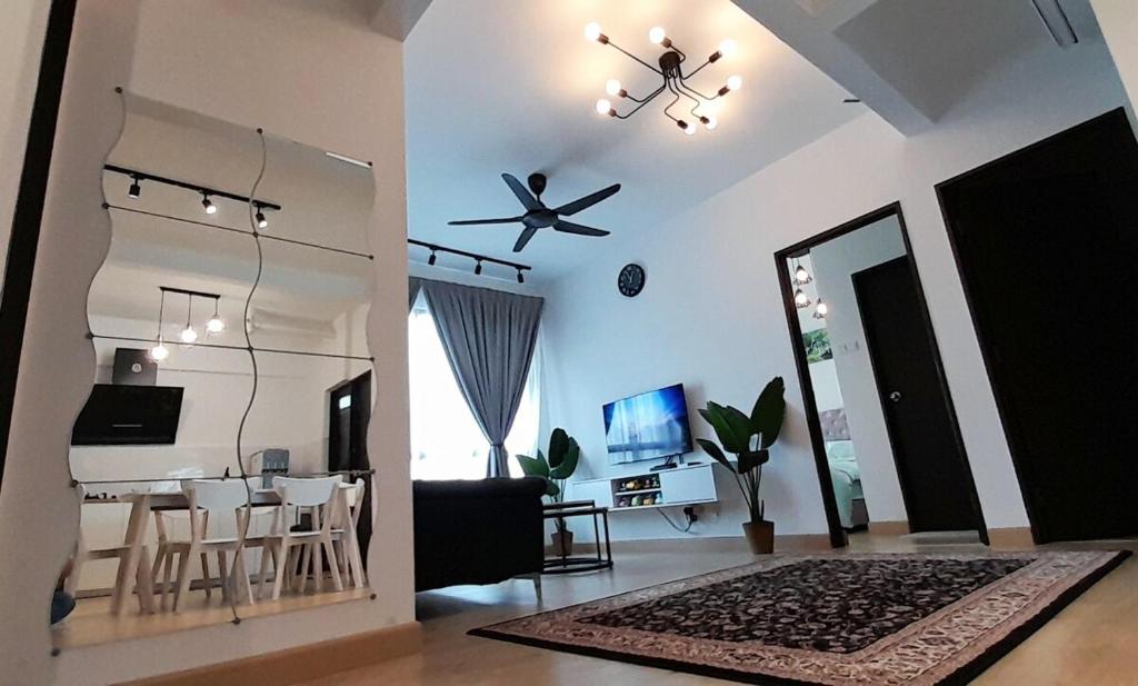 Homestay Ayer Keroh, MiTC , UTEM, Bukit Beruang, Ayer Keroh (updated ...