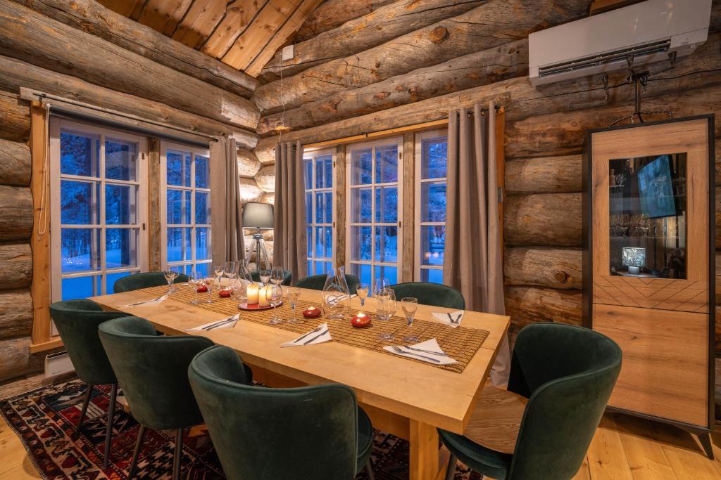 Фотография из галереи Kuukkeli Hirvas Suite в Саариселькя