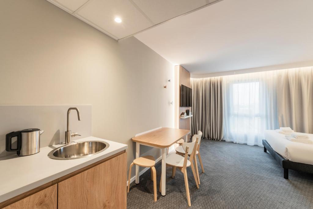 Holiday Inn Express & Suites Reims - Rives de Vesle by IHG - Resim 22