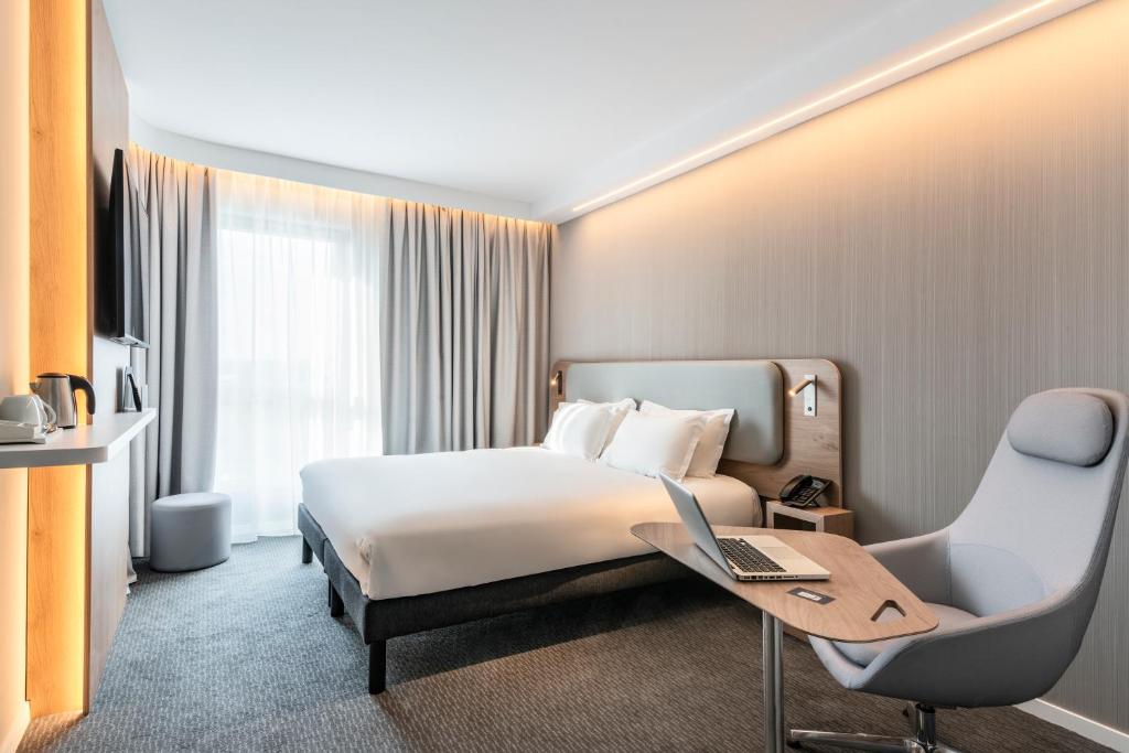 Holiday Inn Express & Suites Reims - Rives de Vesle by IHG - Resim 18