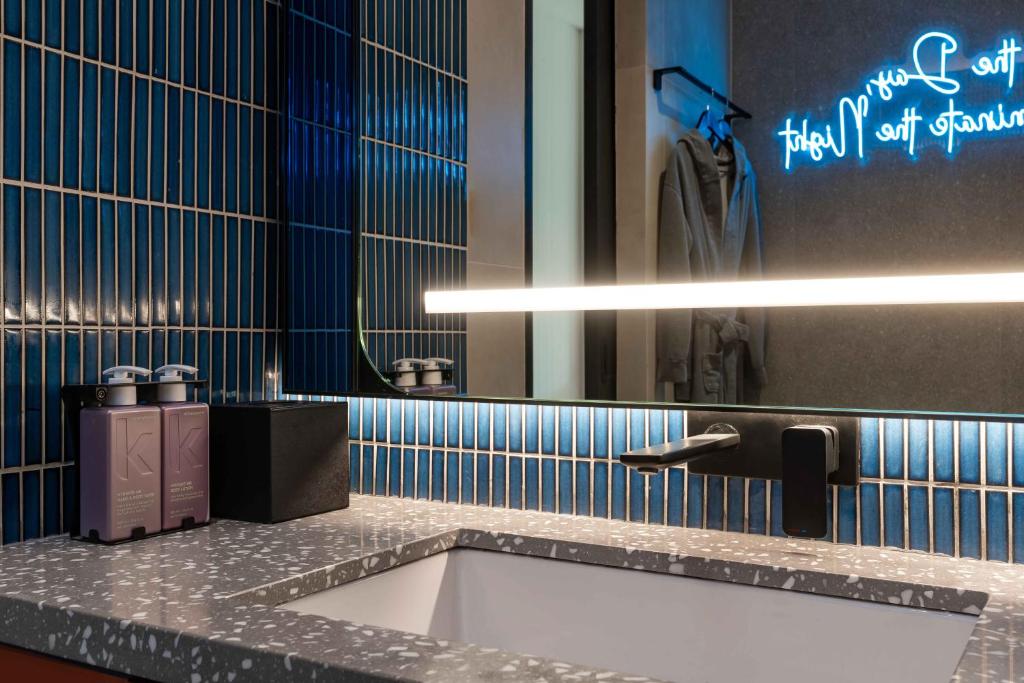 TRIBE Phuket Patong by Accor - Resim 16