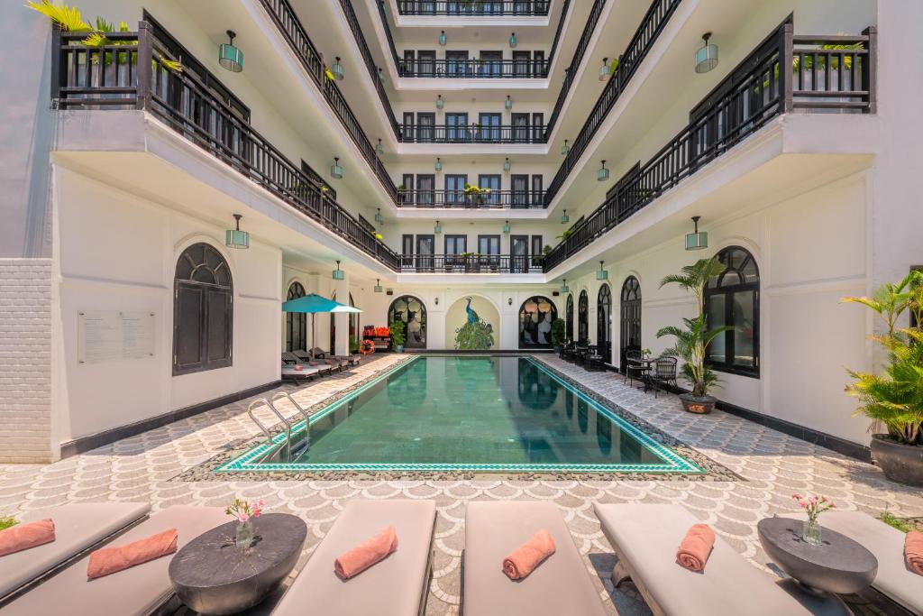 Bazén v ubytování Hoi An Delicacy Hotel & Spa nebo v jeho okolí