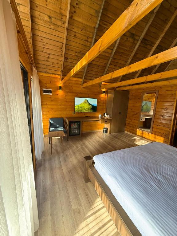 Navy Inn & Bungalows - 18