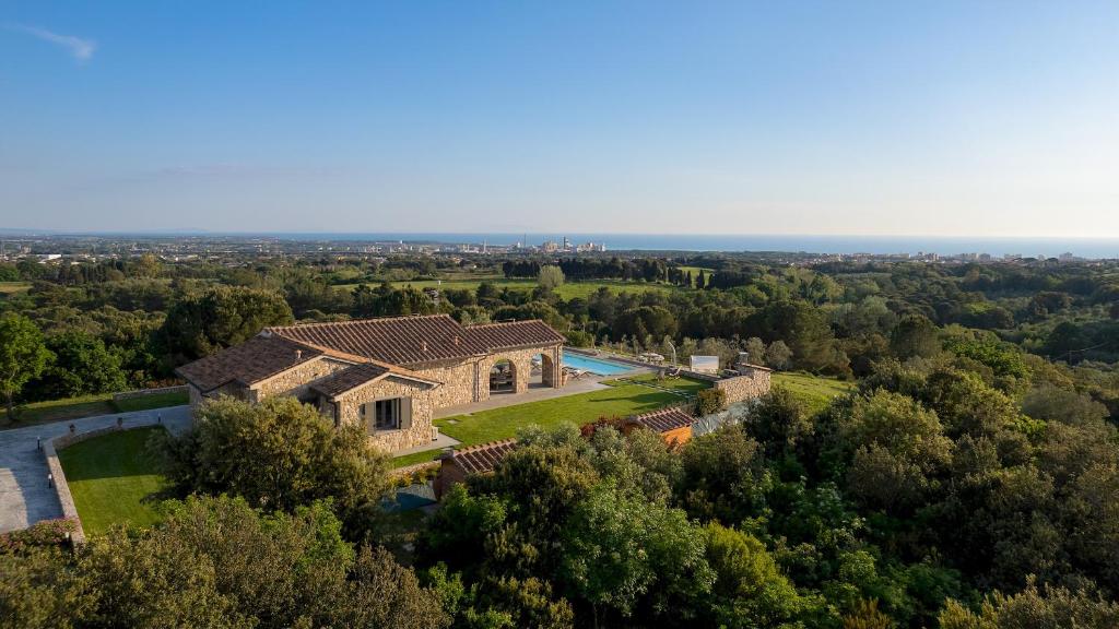 Naturlandskabet i nærheden af villaen