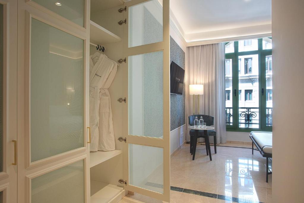 Eurostars Laietana - Resim 17