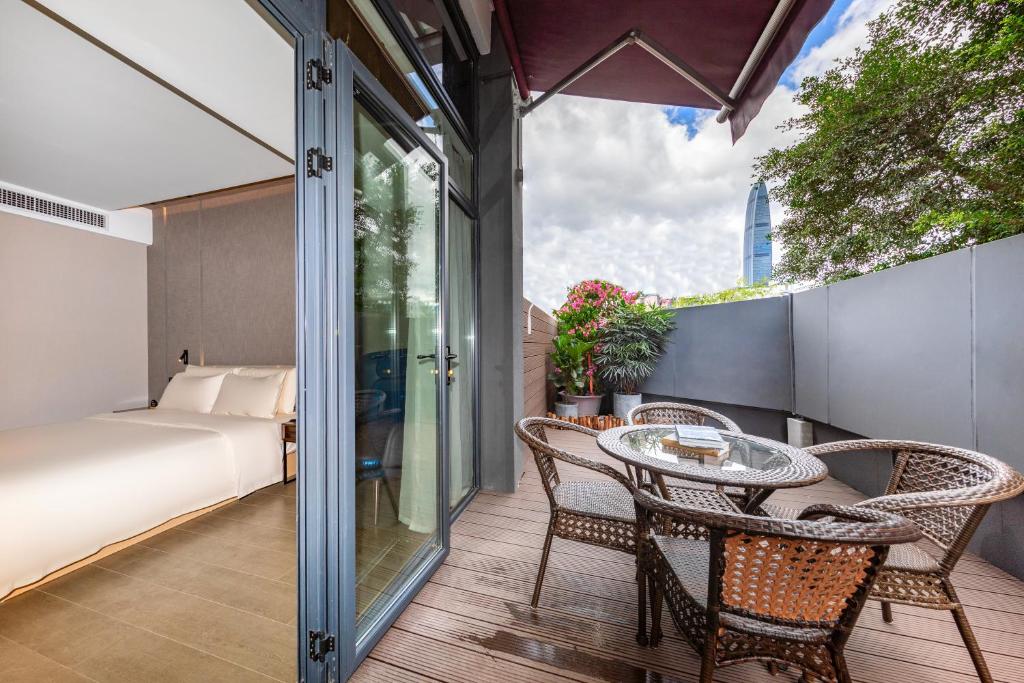 Balkón nebo terasa v ubytování Atour Hotel Shenzhen Huaqiang North