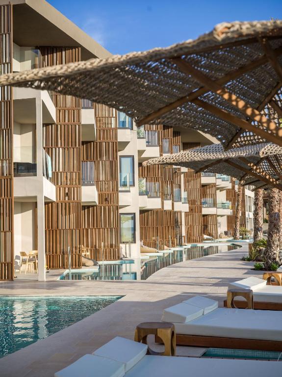 Bazén v ubytování Nalu Resort & SPA nebo v jeho okolí