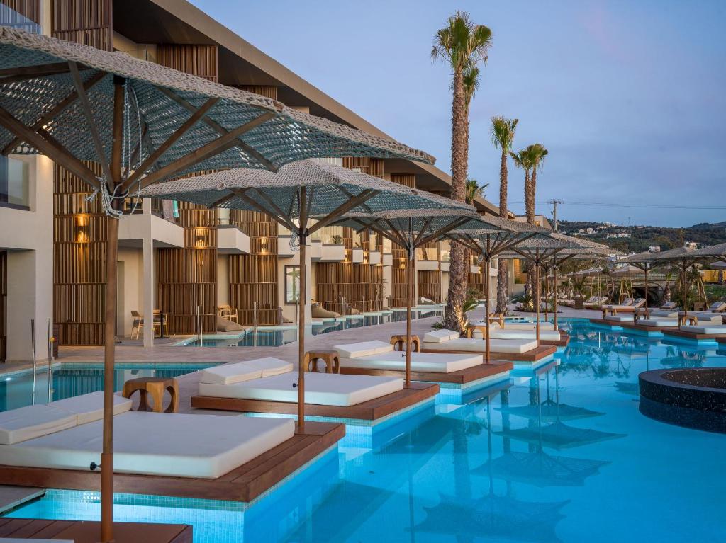 Bazén v ubytování Nalu Resort & SPA nebo v jeho okolí