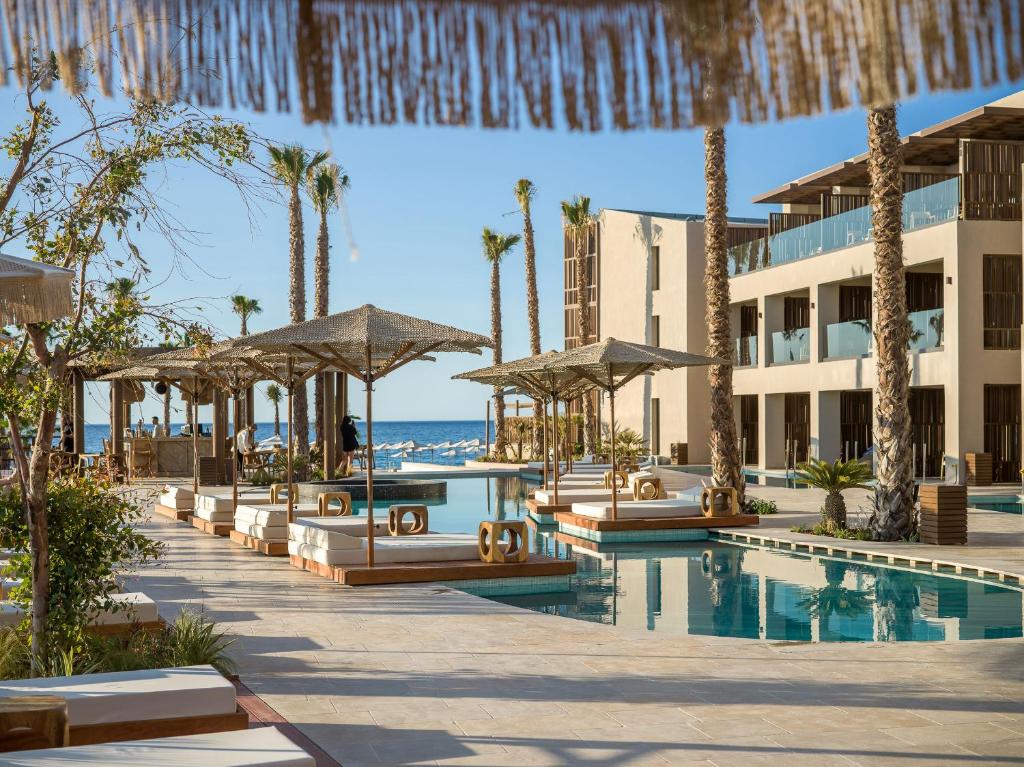 Bazén v ubytování Nalu Resort & SPA nebo v jeho okolí